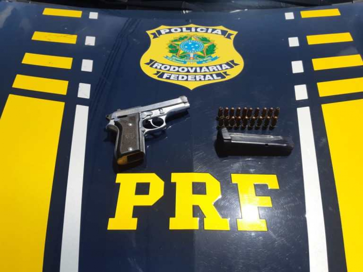 Idoso é preso por porte ilegal de arma de fogo na Grande Natal
