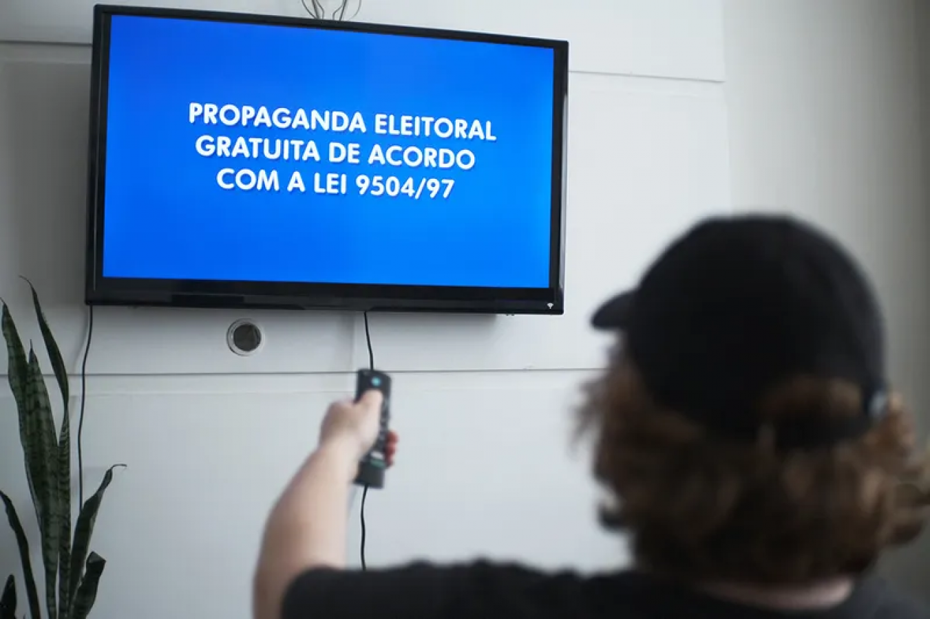 TRE define tempo de TV para candidatos ao governo do RN; Allyson terá maior espaço
