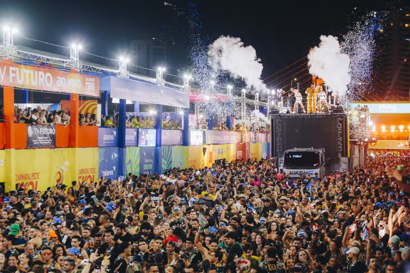 Carnatal 2026 anuncia 18 atrações e marca retorno de Anitta na edição de 35 anos