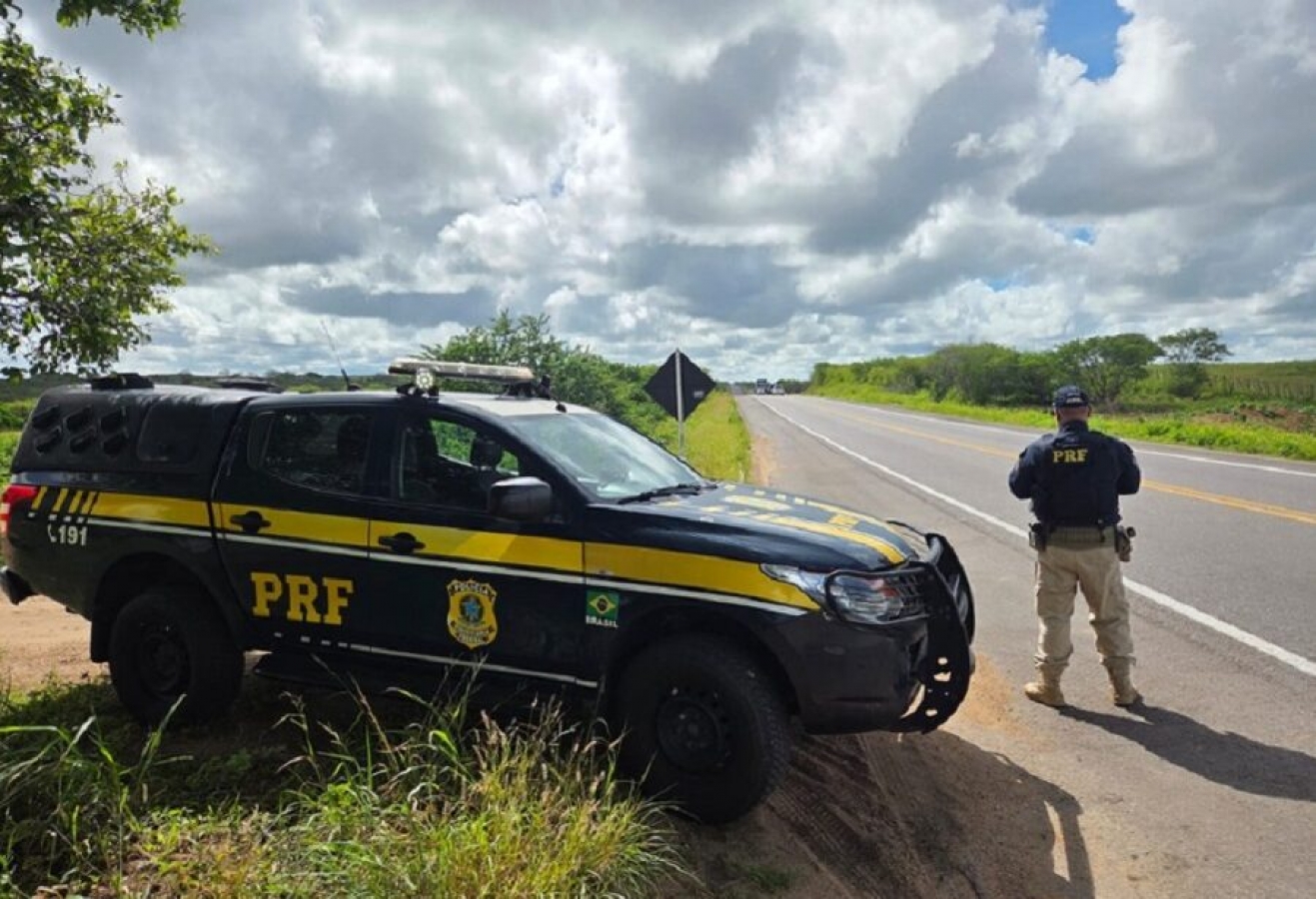 PRF encontra adolescente de 16 anos em situação de vulnerabilidade na BR-226 no RN
