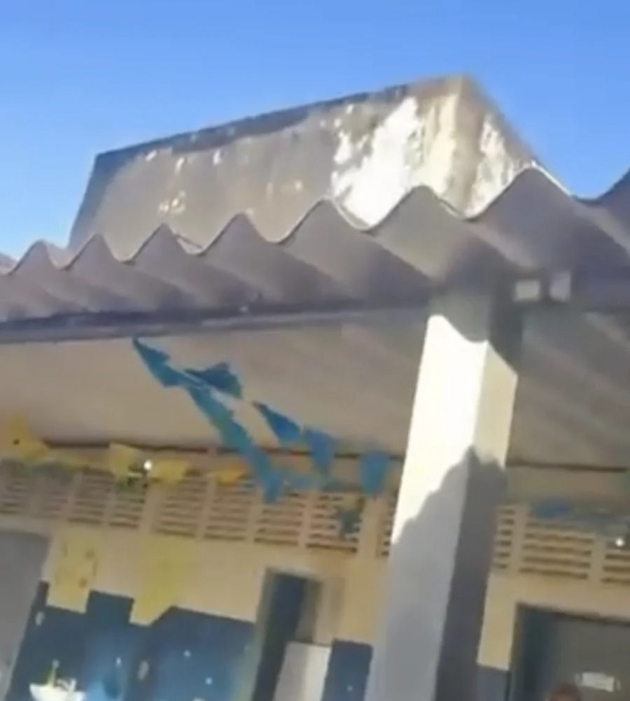 Caixa-d’água cai em escola estadual de Mossoró e aulas são suspensas