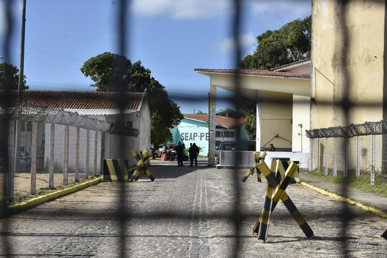 Falta de policiais penais faz presos receberem chaves de celas em Alcaçuz, aponta relatório da Seap