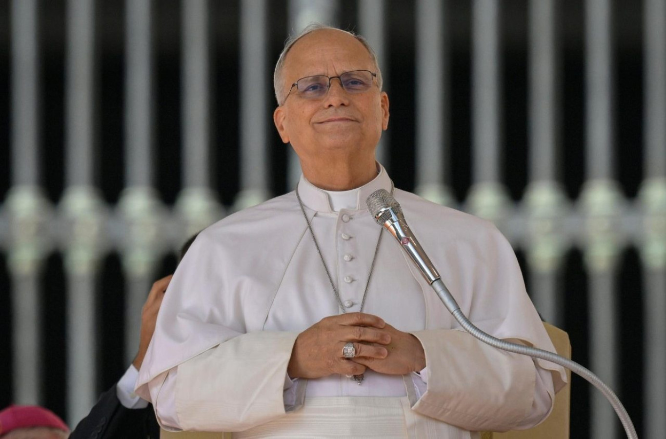 Papa não precisará de mais tratamento contra o câncer, dizem médicos
