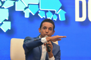 Em sabatina, Allyson aponta aumento de homicídios no RN e promete reforçar segurança com tecnologia