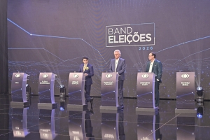 Primeiro debate presidencial de 2026 é marcado por ausências de Lula, Flávio e Zema