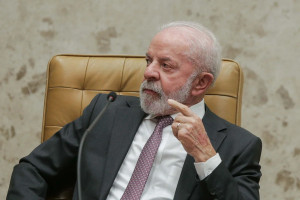 Lula teria recebido recado de parte do STF: “Nem pense em se afastar do STF; você só governa porque o STF te ajuda”