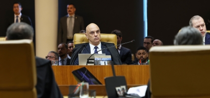 Moraes e Mendonça trocam acusações durante bate-boca no STF sobre Banco Master
