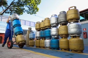 Gás de cozinha sobe até R$ 4,50 no RN e botijão pode chegar a R$ 130