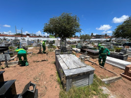 Cemitérios públicos de Natal passam por manutenção para o Dia de Finados